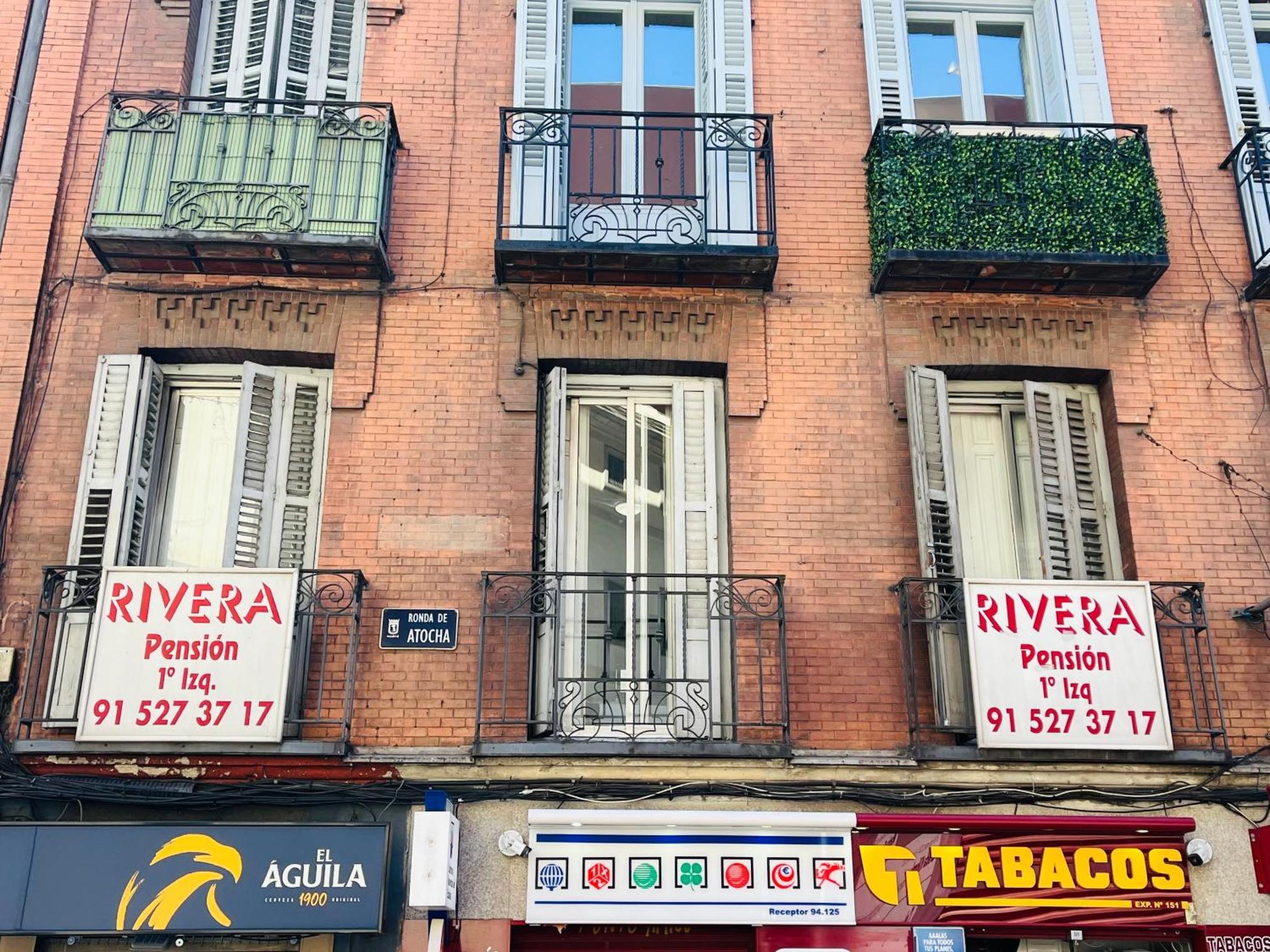 Pension Rivera Madrid Exterior foto